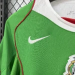 Camisa Retrô Clássica Seleção México Home 2004 Nike Total 90 - Imagem 4