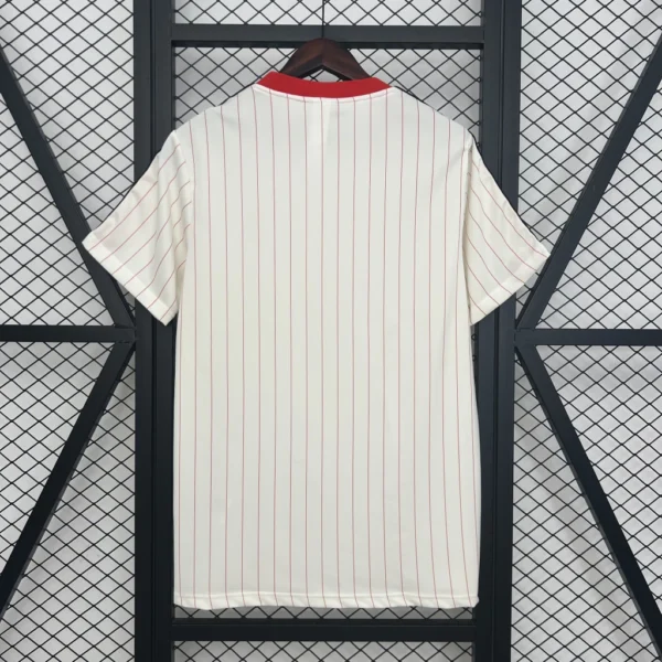 Camisa Benfica Terrace Icons Unissex 2025 Bege Adidas - Imagem 7