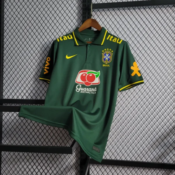 Camisa Brasil Seleção Brasileira Versão Torcedor Viagem 2017/2018 Verde Nike - Imagem 2