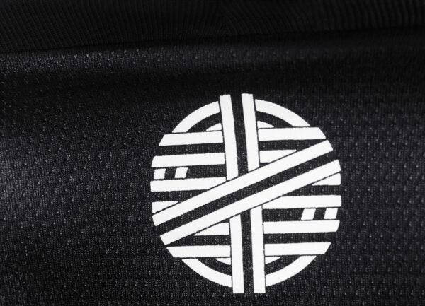 Camisa Retrô Clássica Seleção Portugal Away 2013 Preta Nike - Imagem 4