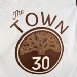 Camiseta Regata NBA Golden State Warriors Curry 30 City Edition Bege 2025/26 Nike - Imagem 4