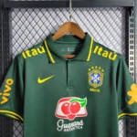 Camisa Brasil Seleção Brasileira Versão Torcedor Viagem 2017/2018 Verde Nike - Imagem 3