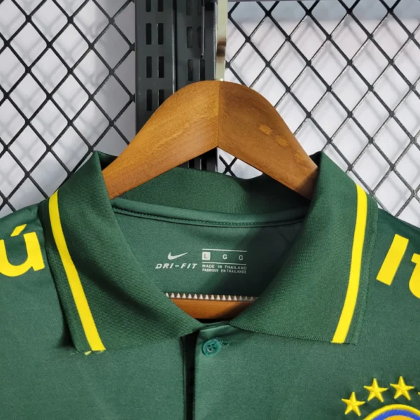 Camisa Brasil Seleção Brasileira Versão Torcedor Viagem 2017/2018 Verde Nike - Imagem 7