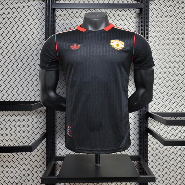 camisa-do-manchester-united-adidas-2025-2026-terrace-icons-preta-jogador-masculina-homem-profissional-original-oficial-comprar-loja-online-frete-grati-1-d79e6597c236369f6017462115365340-1024-1024 Camisa Manchester United Terrace Icons Unissex 2025 Preta Adidas - Imagem 1
