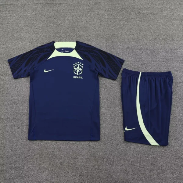 Conjunto Camisa e Calção Treino Brasil Torcedor 2023/24 Azul Marinho Nike - Imagem 2
