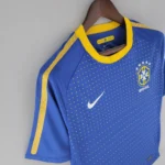 Camisa Retrô Clássica Seleção Brasileira Away - Brasil Azul – 2010/11 Nike - Imagem 3