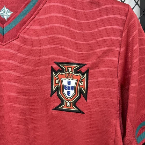 Camisa Seleção Portugal Home Versão Torcedor Copa Do Mundo 2026 Puma Vermelha - Imagem 3