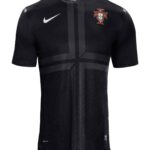 Camisa Retrô Clássica Seleção Portugal Away 2013 Preta Nike