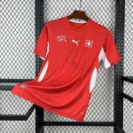 Camisa Seleção Suíça Home Versão Torcedor Copa Do Mundo 2026 Vermelha Puma