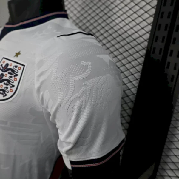 Camisa Seleção Inglaterra Home Versão Jogador Copa Do Mundo 2026 Branca Nike - Imagem 4
