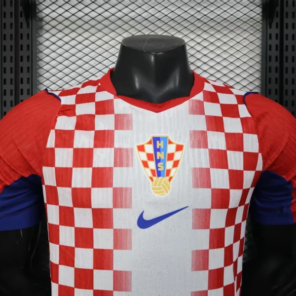 Camisa Seleção Croácia Home Versão Jogador Copa Do Mundo 2026 Branca Nike - Imagem 2