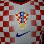 Camisa Seleção Croácia Home Versão Jogador Copa Do Mundo 2026 Branca Nike - Imagem 3