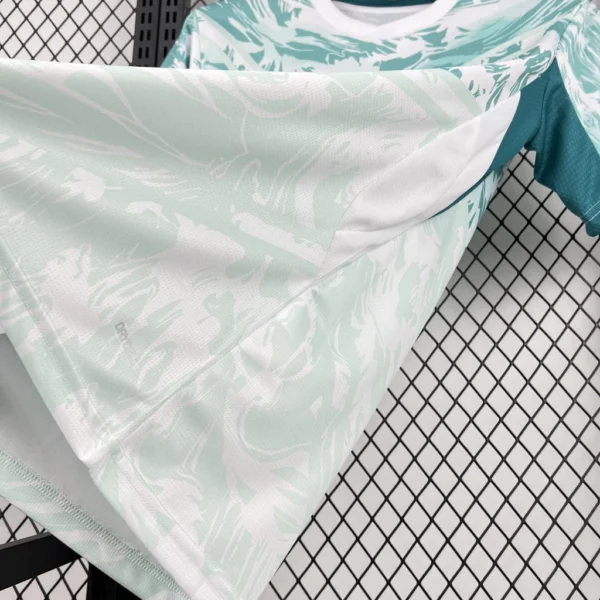 Camisa Seleção Portugal Away Versão Torcedor Copa Do Mundo 2026 Puma Branca - Imagem 6