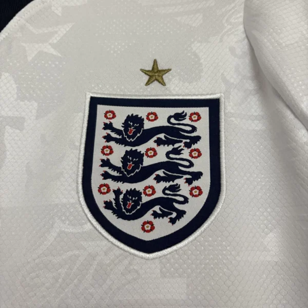 Camisa Seleção Inglaterra Home Versão Torcedor Copa Do Mundo 2026 Branca Nike - Imagem 3