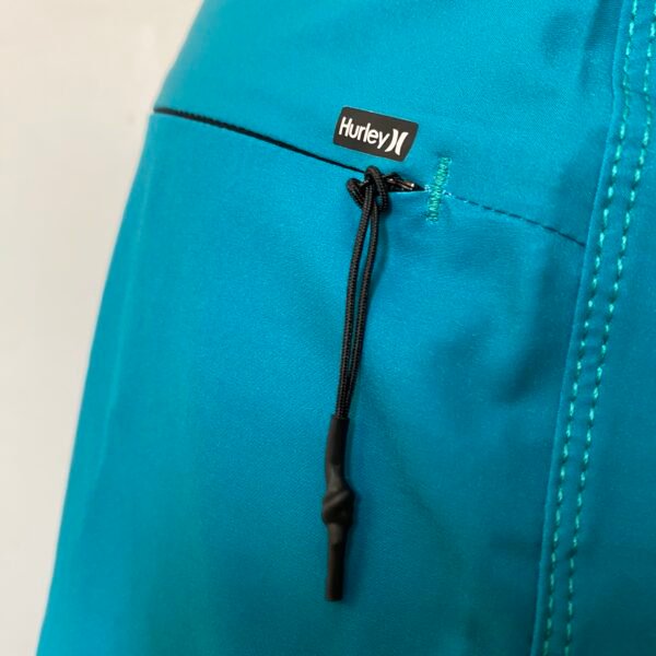 Bermuda Hurley Azul Claro com Branco 2026 - Imagem 8
