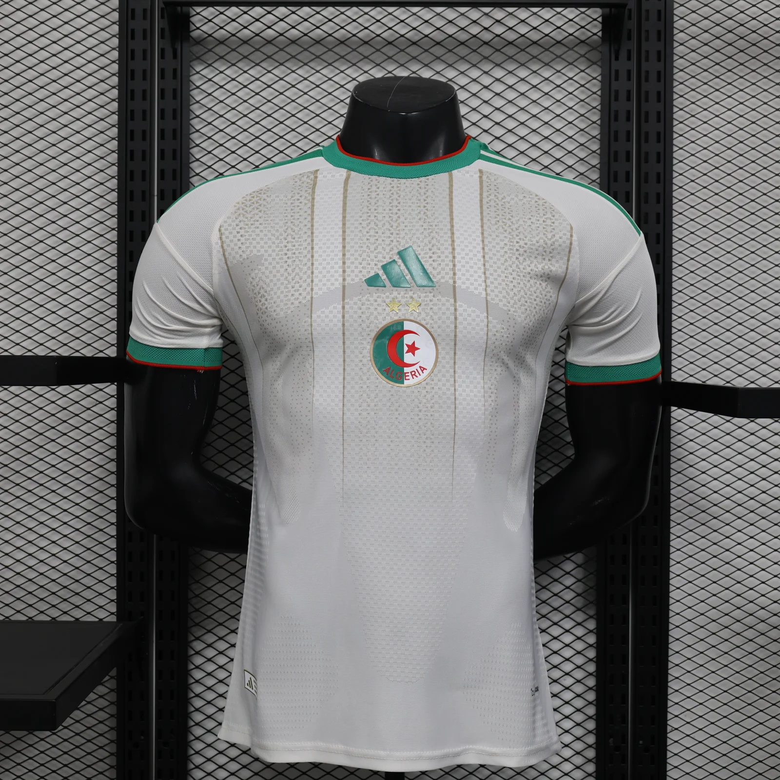 imagen_2026-01-01_204741897-scaled Camisa Seleção Argélia Home Versão Jogador Copa Do Mundo 2026 Branca Adidas - Imagem 1