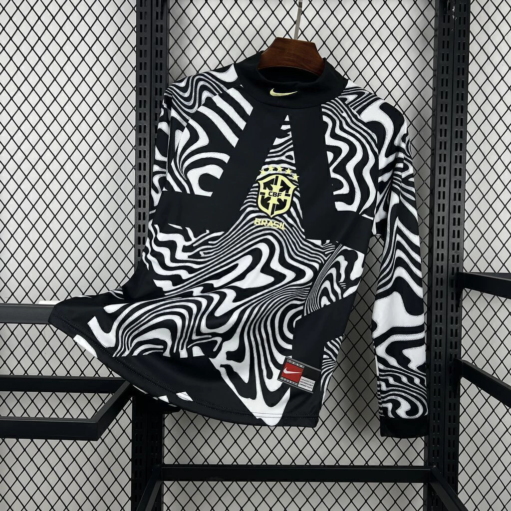 2026011613035198-jpg-61986a3a32658a940717699042020192-1024-1024 Camisa Brasil Seleção Brasileira Goleiro Manga Longa Torcedor Copa do Mundo 2026 Nike - Imagem 1