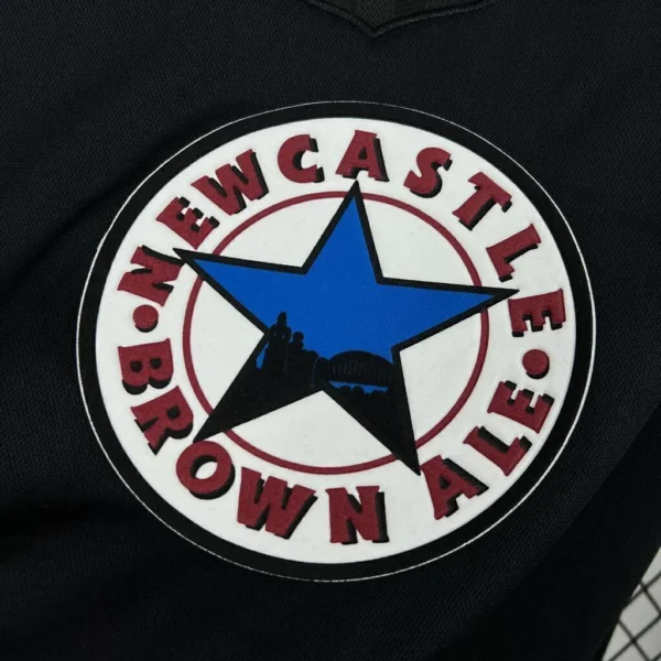 Camisa Retrô Newcastle United Casual 1995/1996 Bordô Adidas - Imagem 4