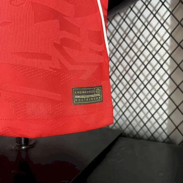 Camisa Seleção Inglaterra Away Versão Jogador Copa Do Mundo 2026 Vermelha Nike - Imagem 4