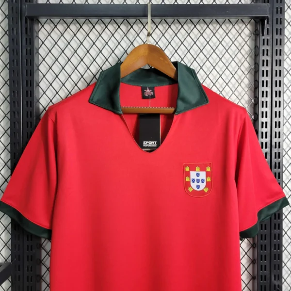 Camisa Retrô Clássica Seleção Portugal Home 1972 Vermelha - Imagem 3