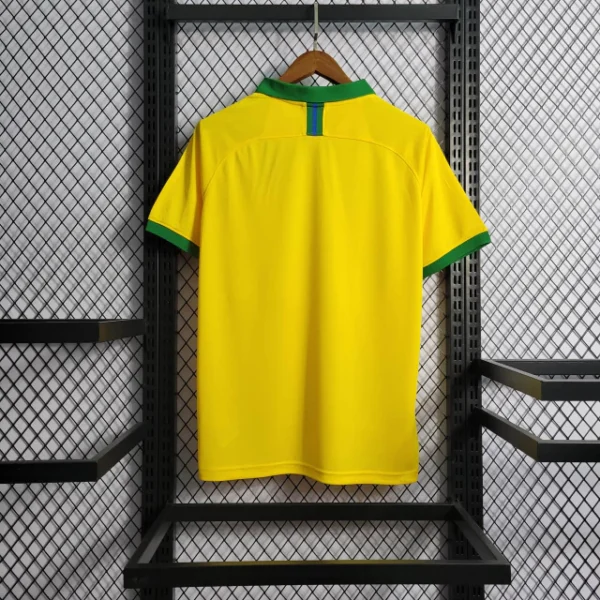 Camisa Retrô Clássica Seleção Brasileira Home - Brasil Amarelo – 2019 Nike - Imagem 5