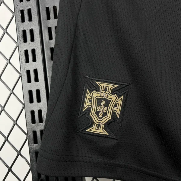 Calção Seleção Portugal Preto Copa do Mundo 2026 Puma - Imagem 2