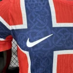 Camisa Seleção Noruega Home Versão Jogador Copa Do Mundo 2026 Vermelha Nike - Imagem 4