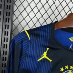Camisa Brasil Seleção Brasileira Away Torcedor Manga Longa Copa do Mundo 2026 Jordan Azul Nike - Imagem 2
