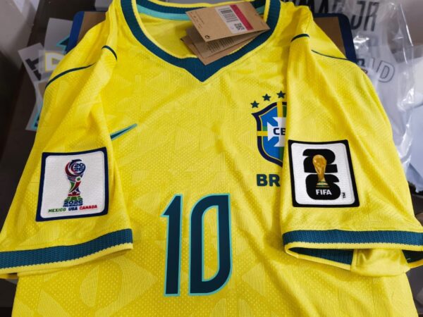 Camisa Brasil Seleção Brasileira Home Jogador Copa do Mundo 2026 Amarela Nike - Imagem 27