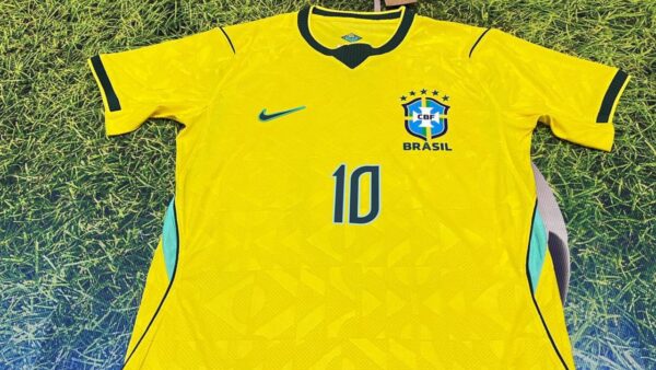 Camisa Brasil Seleção Brasileira Home Jogador Copa do Mundo 2026 Amarela Nike - Imagem 24