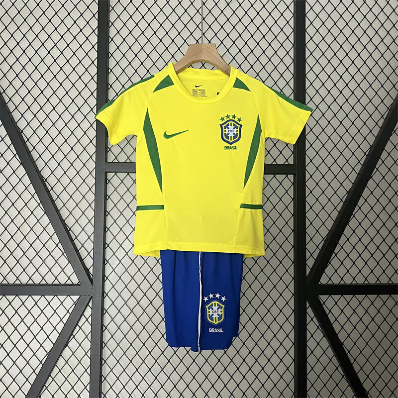 kit-infantil-do-brasil-20021-aab81ce7636ba0e5cd17193636654362-1024-1024 Kit Conjunto Infantil Crianças Camisa e Calção Brasil Retrô Home Infantil 2002 Nike - Imagem 1