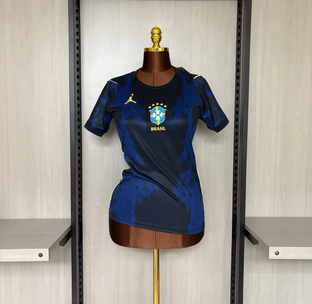 kjsnfsjkfkn Camisa Brasil Seleção Brasileira Away Feminina Copa do Mundo 2026 Azul Jordan - Imagem 1