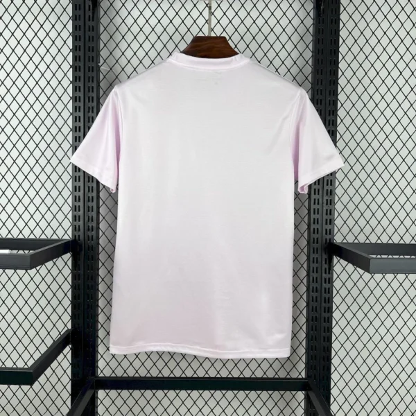 Camisa Brasil Seleção Brasileira Concept Cristo Redentor Versão Torcedor Rosa 2025 Nike - Imagem 4