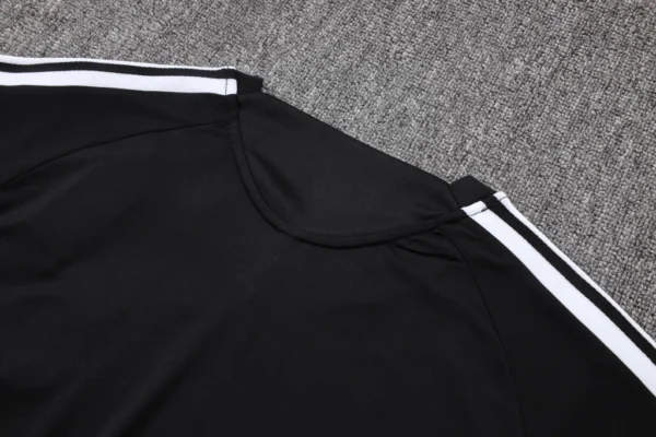 Camisa Seleção Alemanha Pré-Jogo Versão Torcedor Copa Do Mundo 2026 Preto Adidas - Imagem 12
