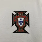 Camisa Seleção Portugal Treino Versão Torcedor Copa Do Mundo 2026 Branco Puma - Imagem 3