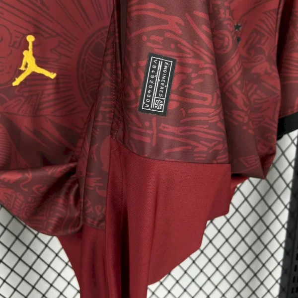 Camisa Brasil Seleção Brasileira Concept Cristo Torcedor Jordan Vermelha Nike - Imagem 3