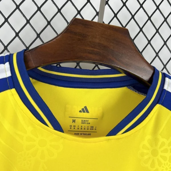 Camisa Seleção Suécia Home Versão Torcedor Copa Do Mundo 2026 Amarela Adidas - Imagem 3