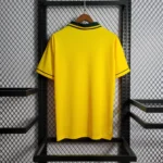 Camisa Retrô Clássica Seleção Brasileira Brasil – Bordada - Umbro – Amarela – 1994 - Imagem 4