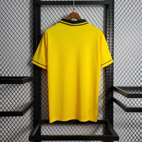 Camisa Retrô Clássica Seleção Brasileira Brasil – Bordada - Umbro – Amarela – 1994 - Imagem 4