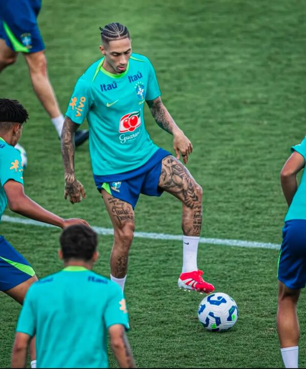 Camisa Seleção Brasil Treino Versão Torcedor Copa Do Mundo 2026 Azul Nike - Imagem 6