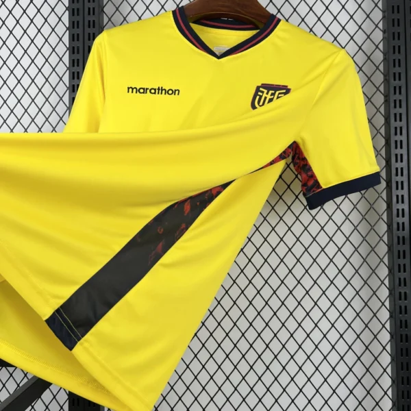 Camisa Seleção Equador Home Versão Torcedor Copa Do Mundo 2026 Amerela Marathon - Imagem 2