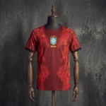 Camisa Brasil Seleção Brasileira Brasil Concept Torcedor Versão Vermelha Jordan 2026 - Imagem 7