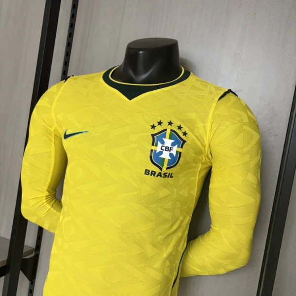 Camisa Brasil Seleção Brasileira Home Jogador Manga Longa Copa do Mundo 2026 Amarela Nike - Imagem 3