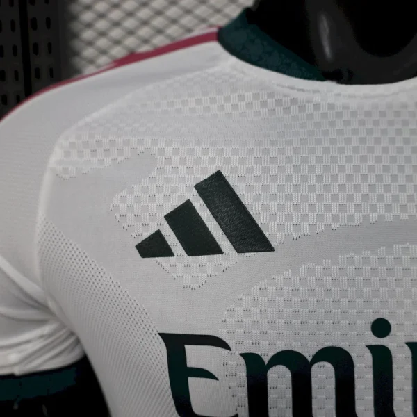 Camisa Real Madrid Home Versão Jogador 2026/27 Branca Adidas - Imagem 3