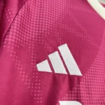 Camisa Real Madrid Thrid Versão Torcedor 2026/27 Rosa Adidas - Imagem 3