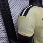 Camisa Arsenal Third Versão Jogador 2026/27 Amarela Adidas - Imagem 5