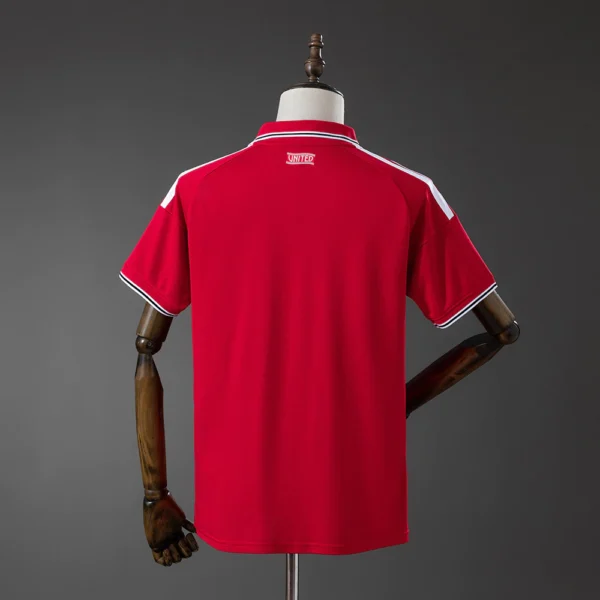 Camisa Manchester United Home Versão Torcedor 2026/27 Vermelha Adidas - Imagem 10