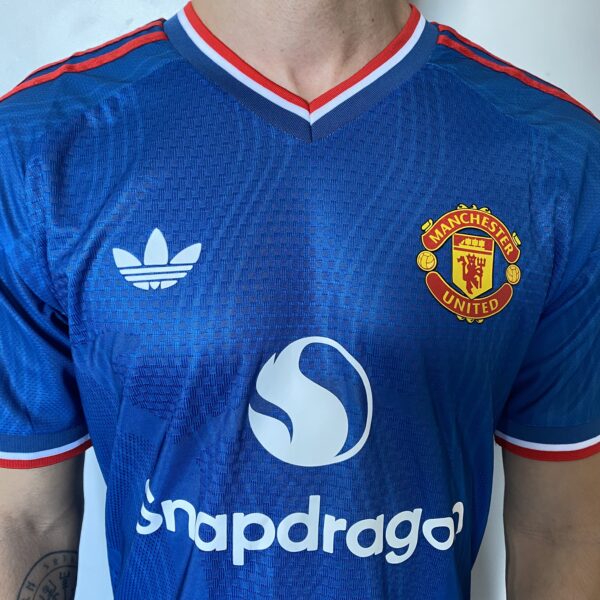 Camisa Manchester United Away Versão Jogador 2026/27 Azul Adidas - Imagem 2