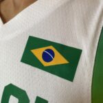 Camiseta Regata Basquete Brasil Olimpíadas Gui Santos 11 2024 Paris Branca 2024-2025 Nike - Imagem 3