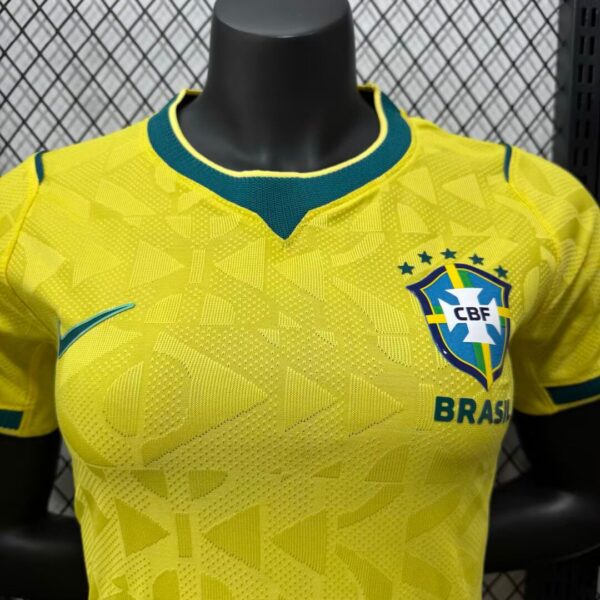 Camisa Brasil Seleção Brasileira Home Jogador Feminina Copa do Mundo 2026 Amarela Nike - Imagem 2